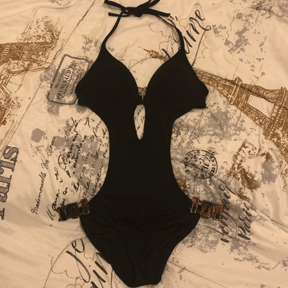 Victoria’s Secret Black Pushup Monokini XS